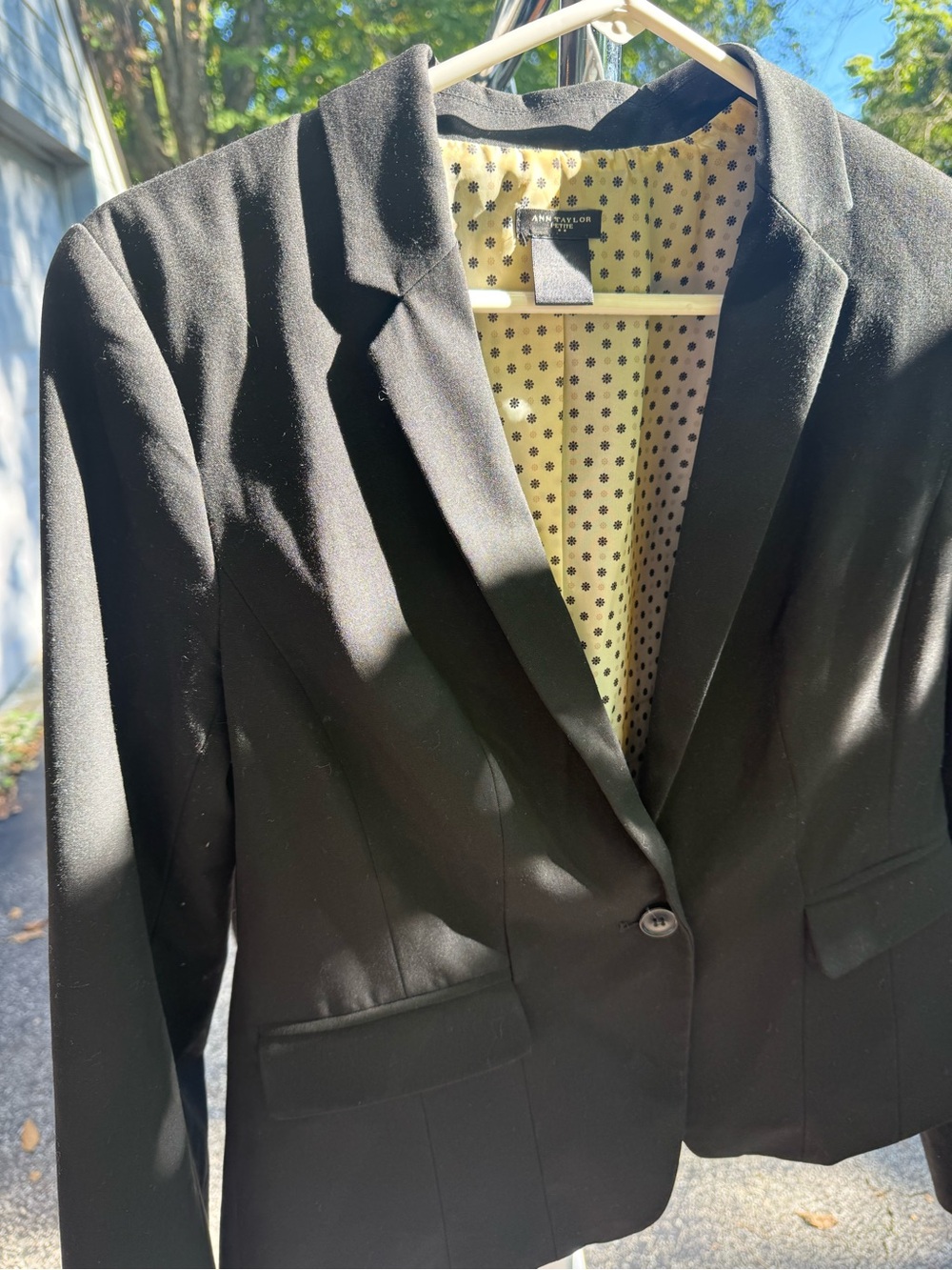 Ann Taylor Black Single-Button Tailored Blazer